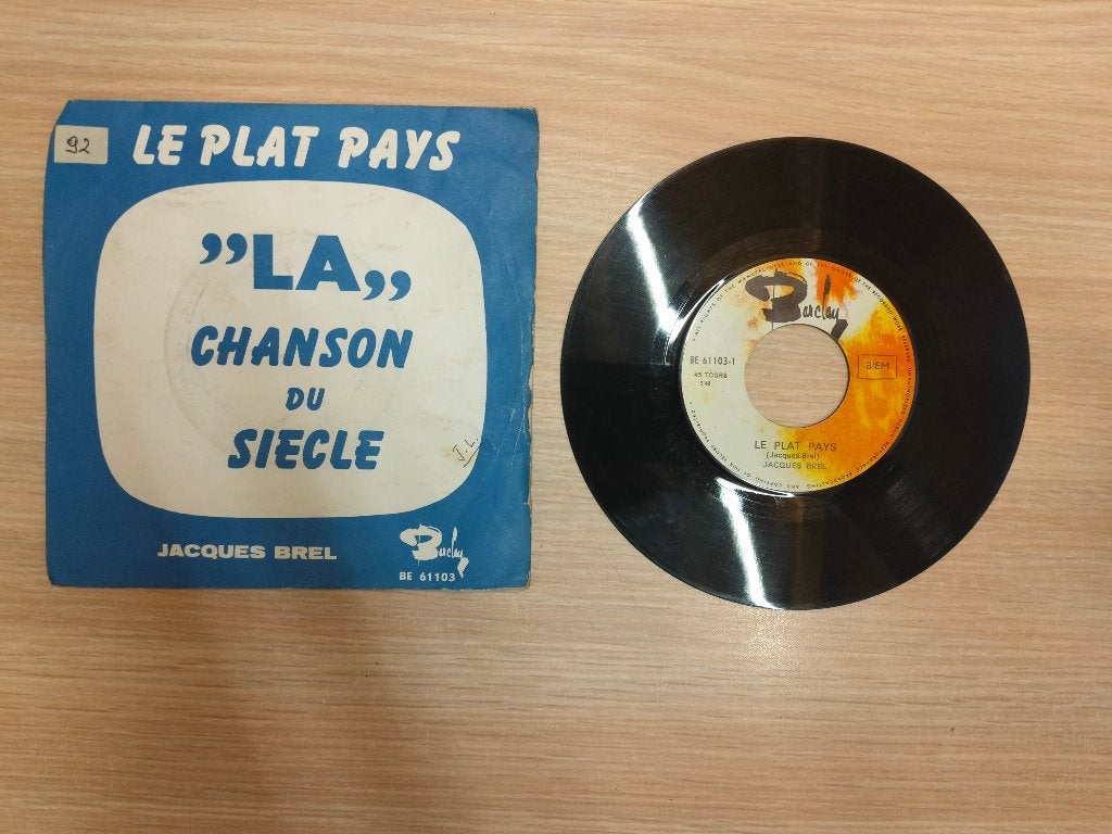 Vinyles 45 tours – Jacques Brel – Le Plat Pays., CD & DVD, Vinyles | Autres Vinyles, Enlèvement ou Envoi, Pochette photo, 7 inch