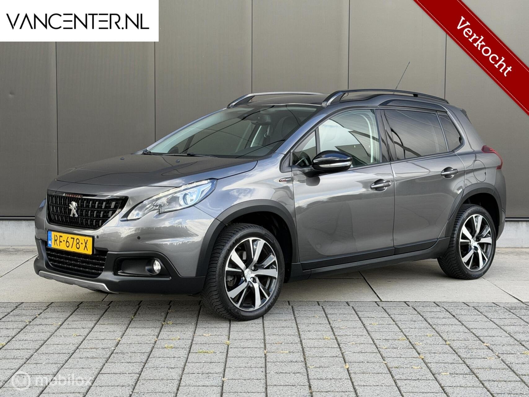 Peugeot 2008 1.2 110PK GT-line Carplay Trekhaak NIEUWE APK, Auto's, Voorwielaandrijving, Leder en Stof, Bedrijf, 5 deurs