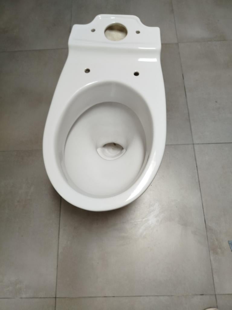 Toilet en wastafel, Ophalen