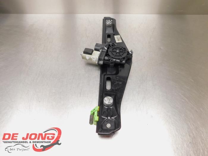 Mécanique vitre 4portes arrière droite d'un BMW X1, -, 3 mois de garantie, Utilisé, -