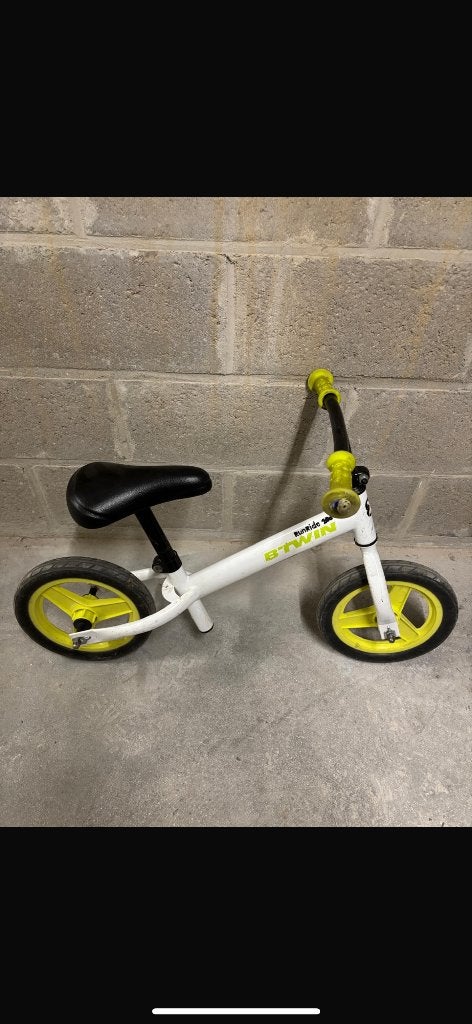 Draisienne décathlon, Enfants & Bébés, Enlèvement, Utilisé, Vélo d'équilibre