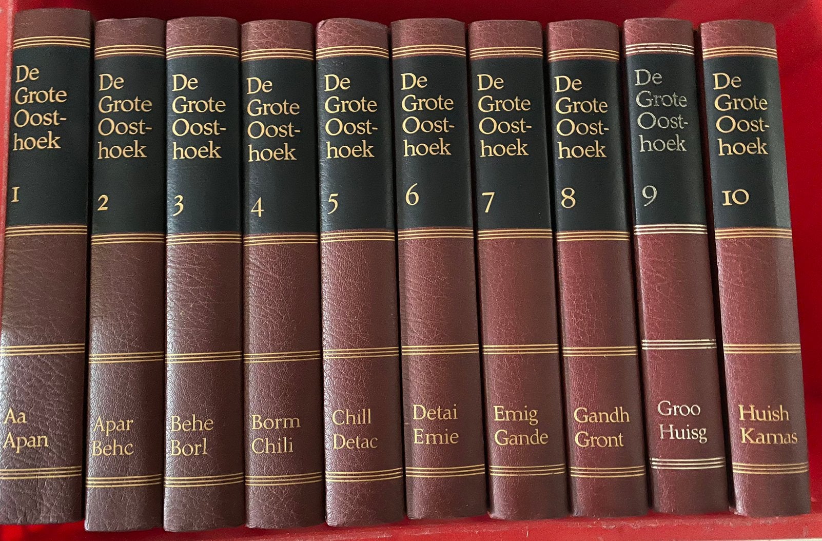 De grote Oosthoek encyclopedie en woordenboek, Boeken, Ophalen, Gelezen