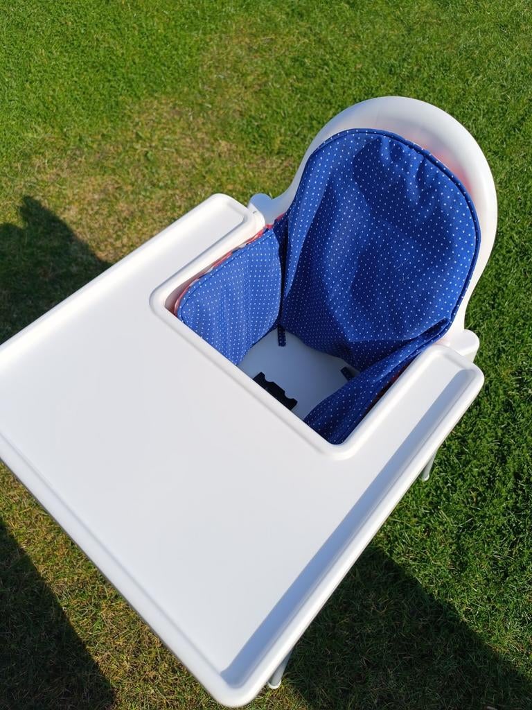 Eetstoel SINGLAR IKEA met zitbeschermer, Kinderen en Baby's, Ophalen