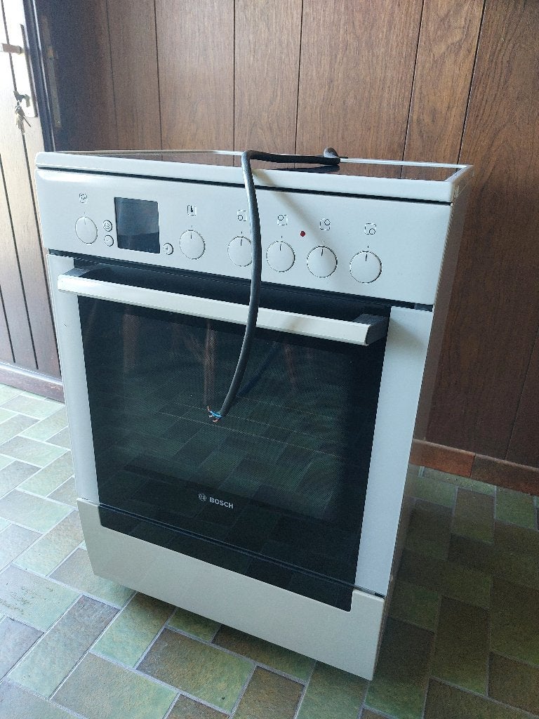 Elektrisch fornuis, Elektronische apparatuur, Grill, Gebruikt, Tussenbouw, 45 tot 60 cm