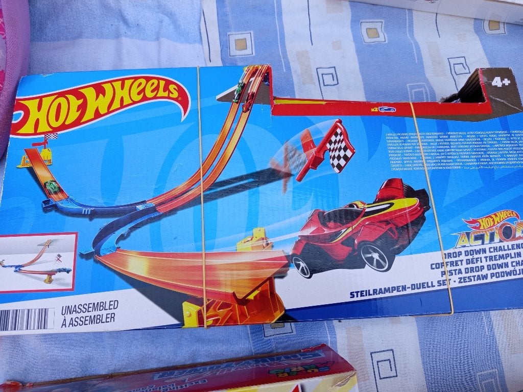 Hot Wheels racebaan en auto's, Enfants & Bébés, Jouets | Circuits, Enlèvement, Circuit, Hot Wheels