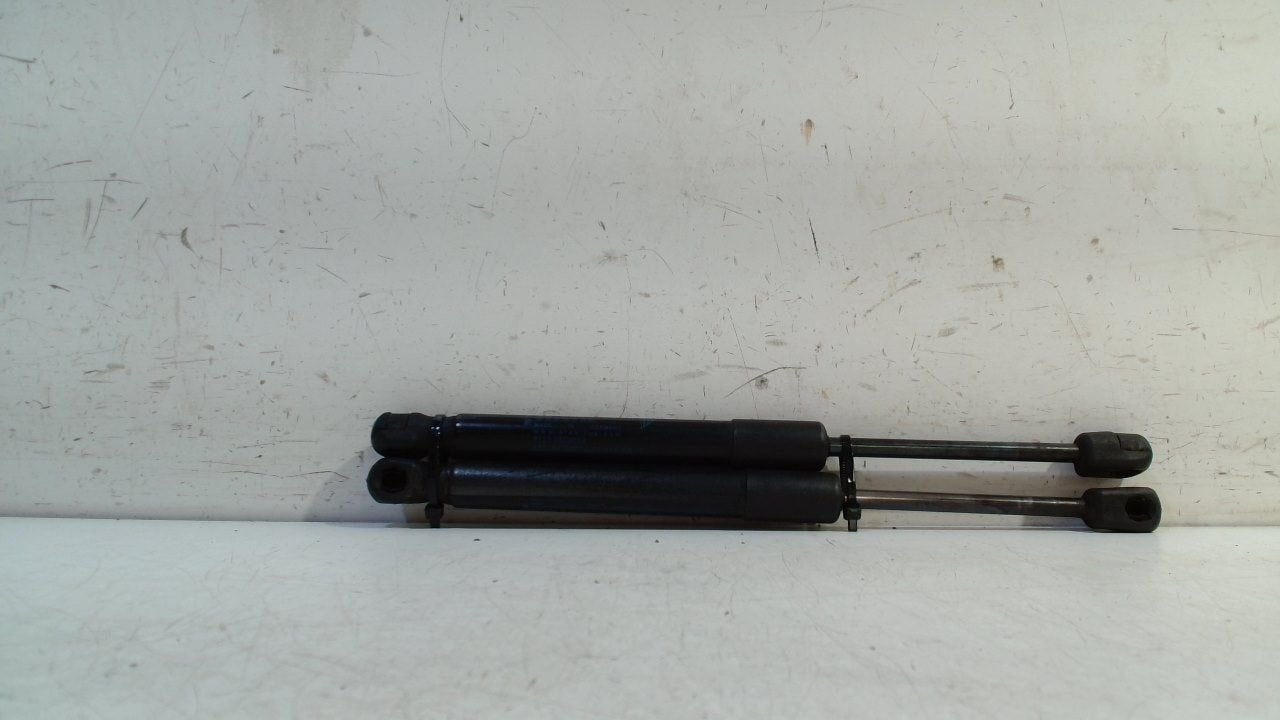 Gasdrukveerset voor Mini Paceman, Onderdelen@venauto.nl, Van der Ven Autorecycling B.V., Ettenseweg 76, 4706 PB Roosendaal, The Netherlands