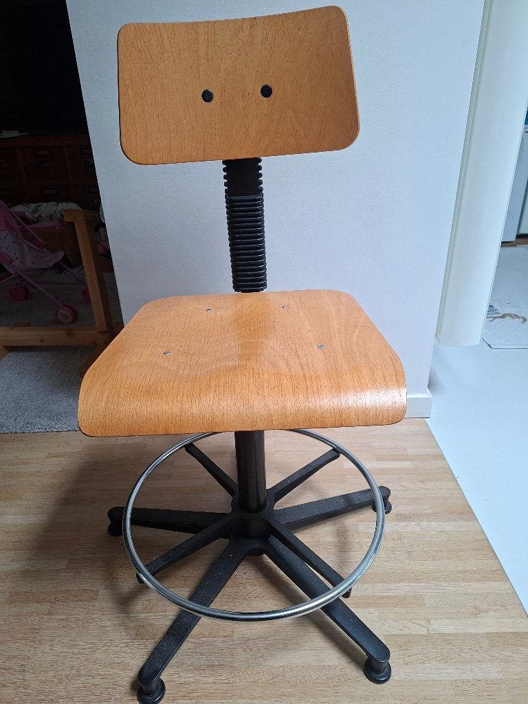 Werkplaatsstoel ,atelierstoel tekenstoel, Huis en Inrichting, Ophalen, Zo goed als nieuw, Hout, Eén