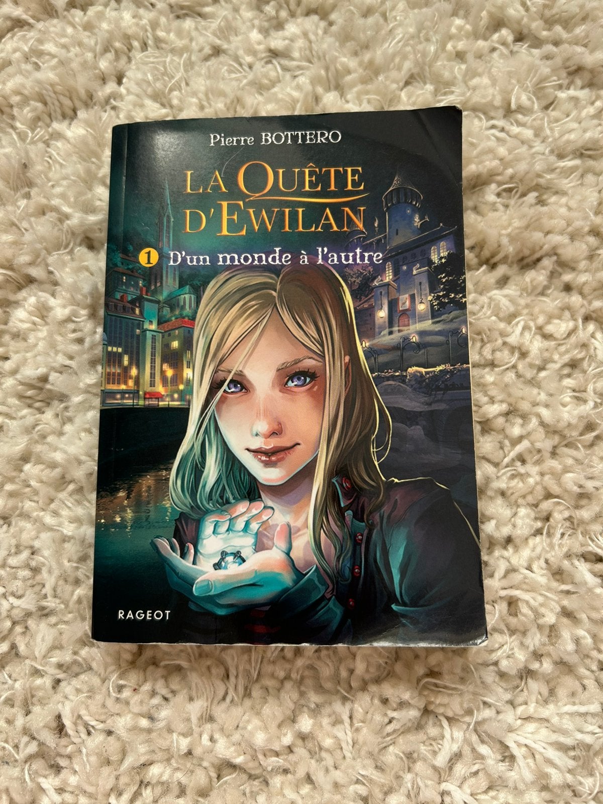 Livre young adult (+- 12 ans), Envoi, Comme neuf, Fiction