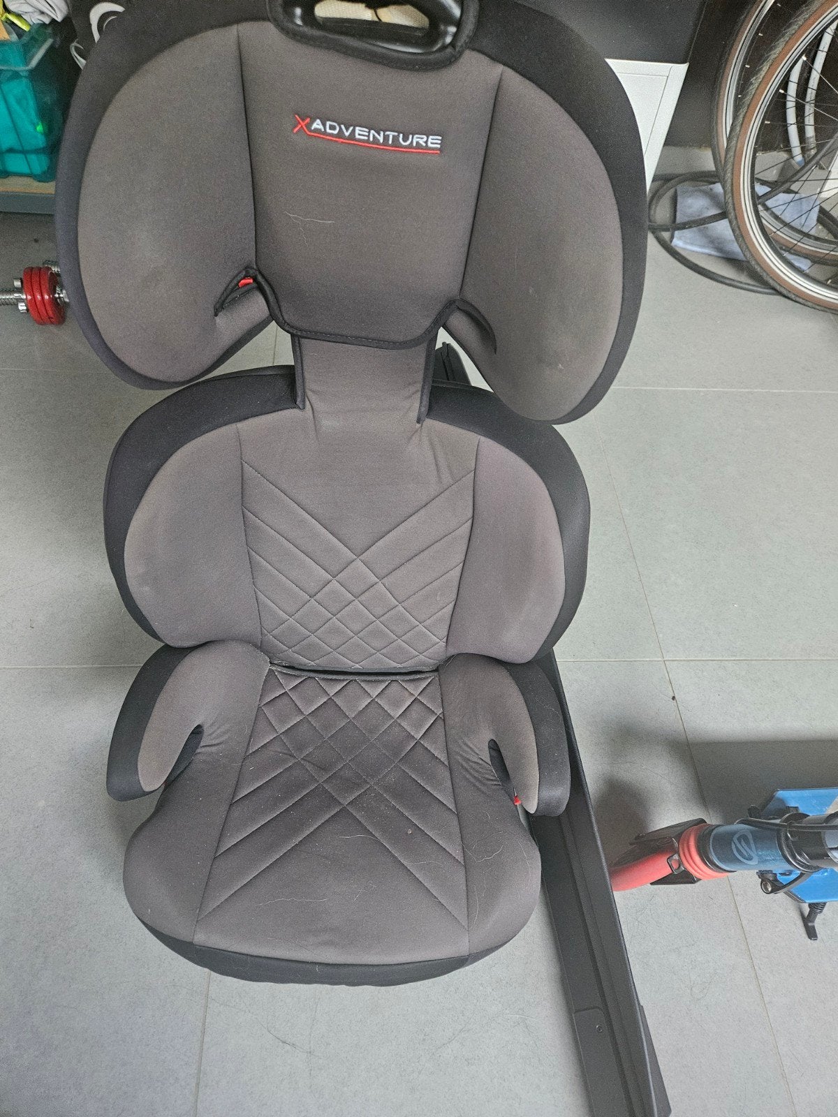 Autostoel klikt automatisch tot 140cm, Ophalen