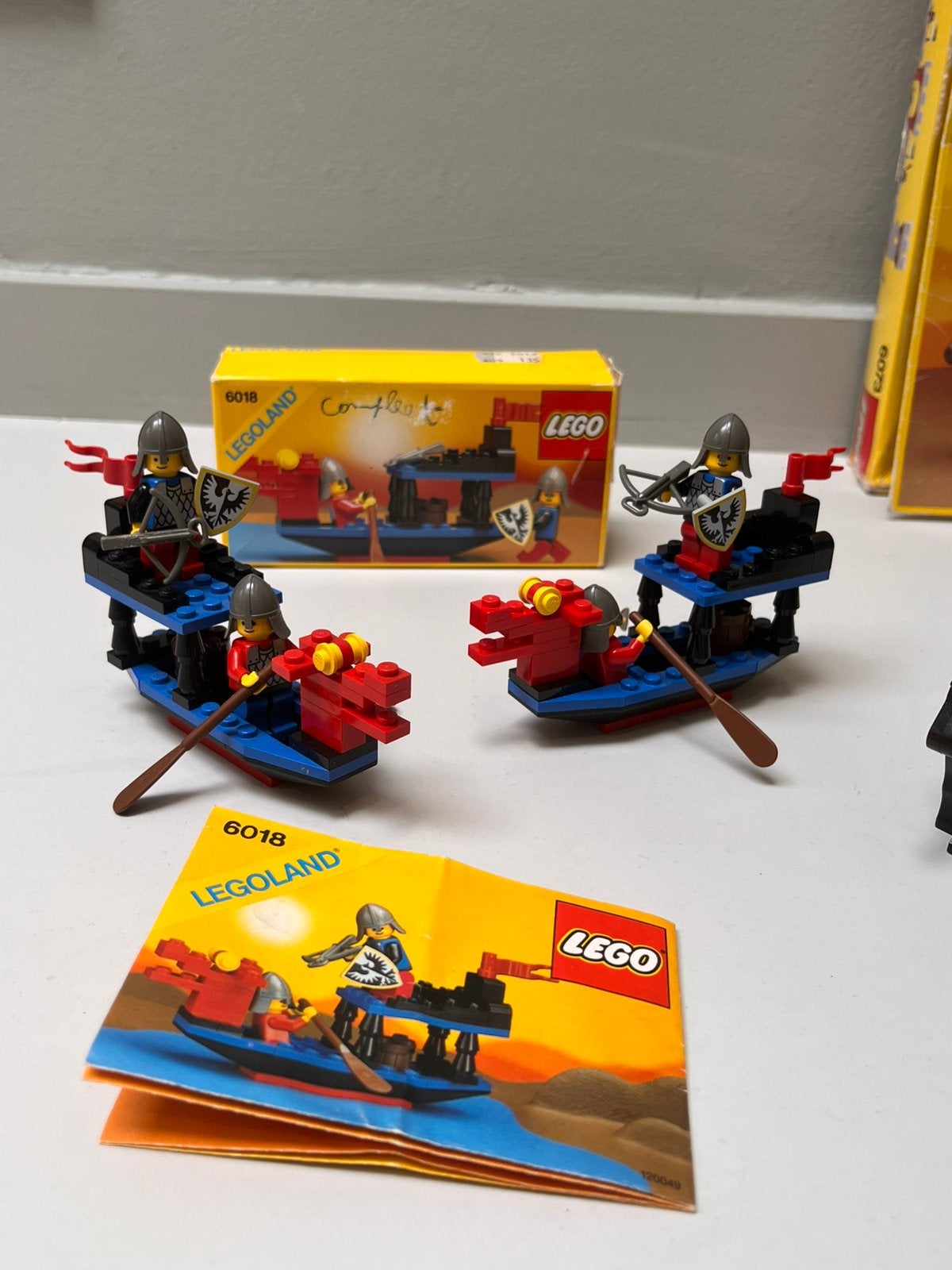 LEGO Castle 6018 Battle Dragon (1990) – 2 complete sets, Enlèvement ou Envoi, Lego, Ensemble complet, Comme neuf