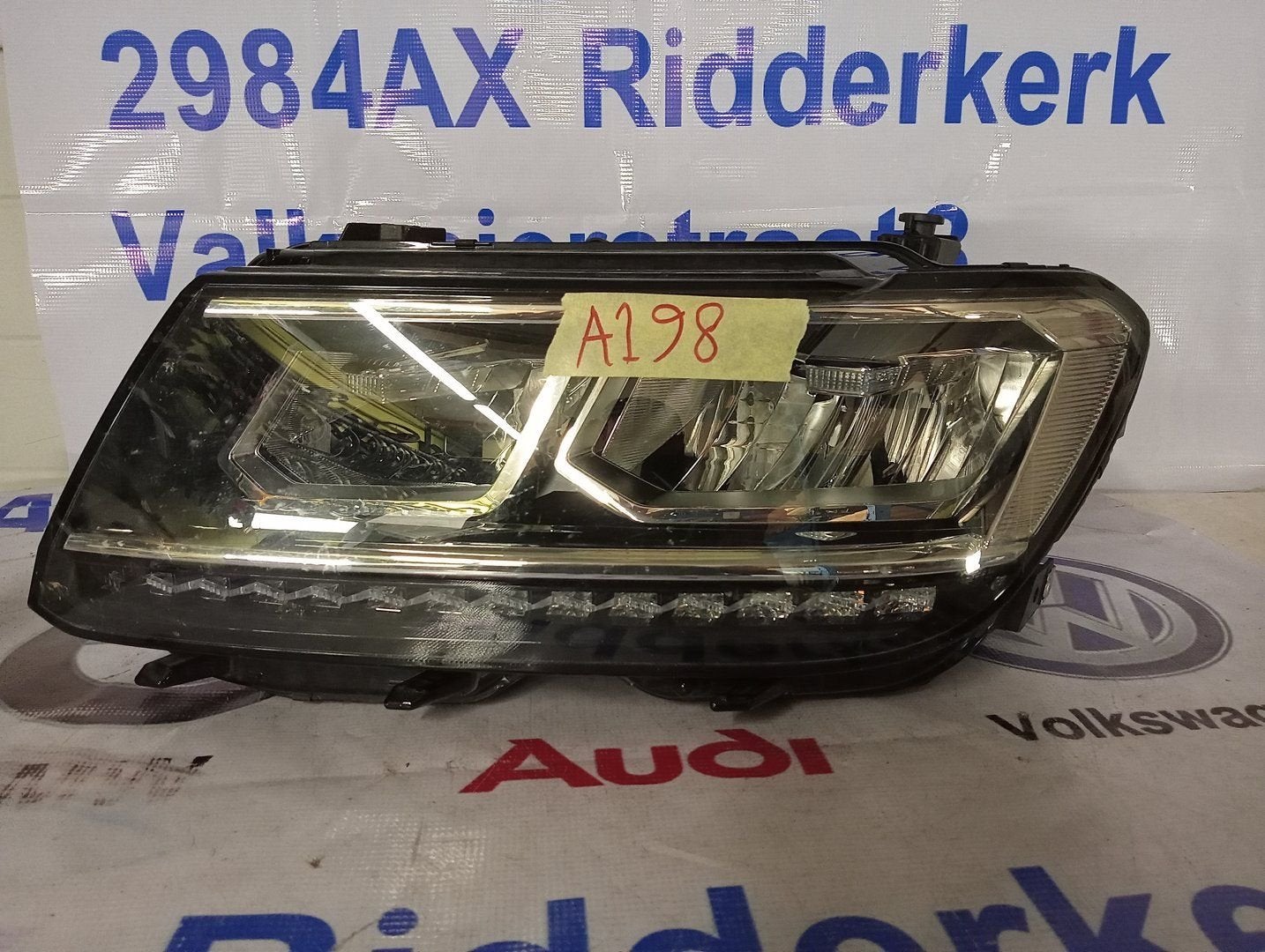 VOLKSWAGEN TIGUAN 5N 5NA VOL LED KOPLAMP 5NN941082Links C, Gebruikt, -, Volkswagen, -