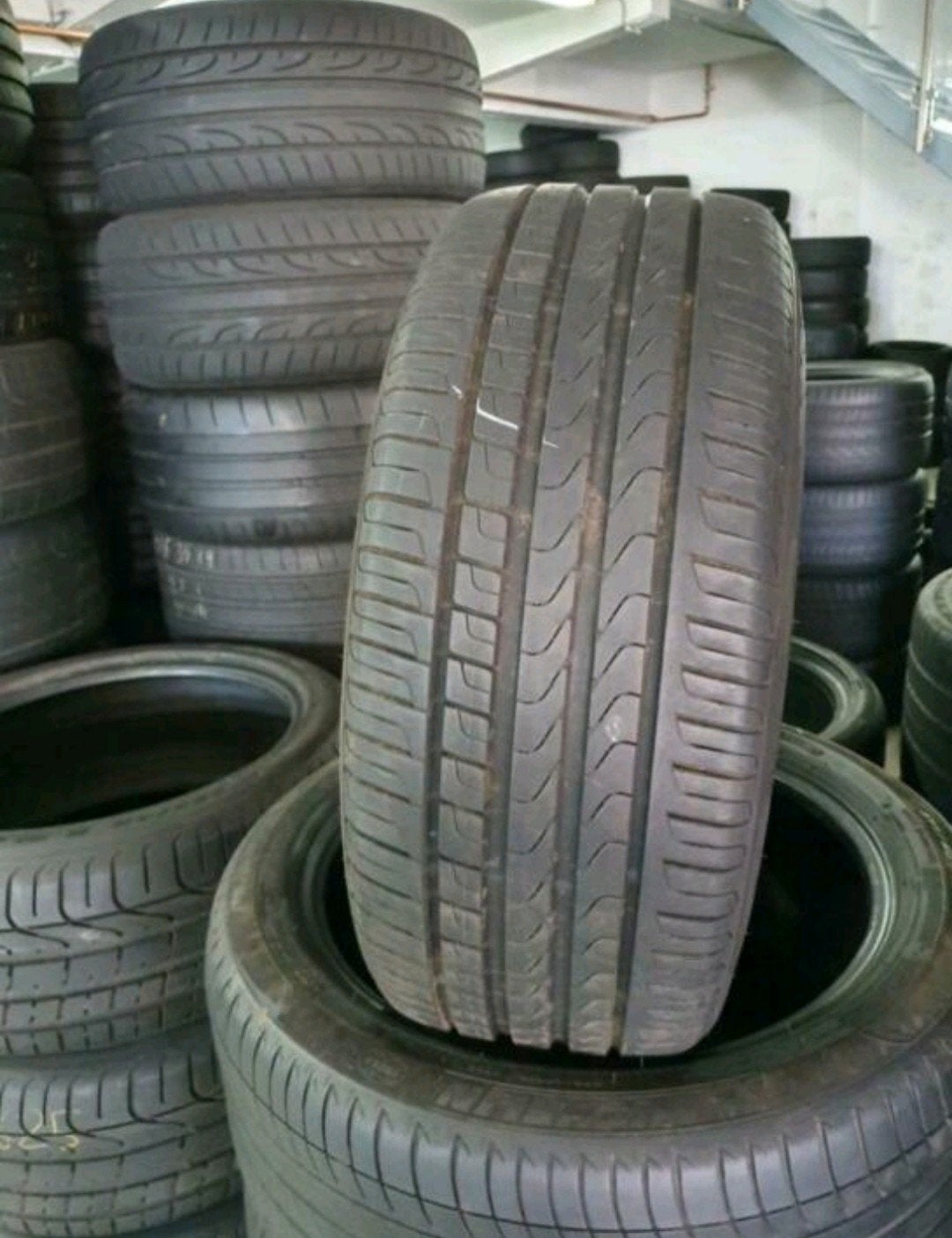 23540r19 235 40 r19 235/40/19 pirelli Bridgeston avec montag, Enlèvement ou Envoi