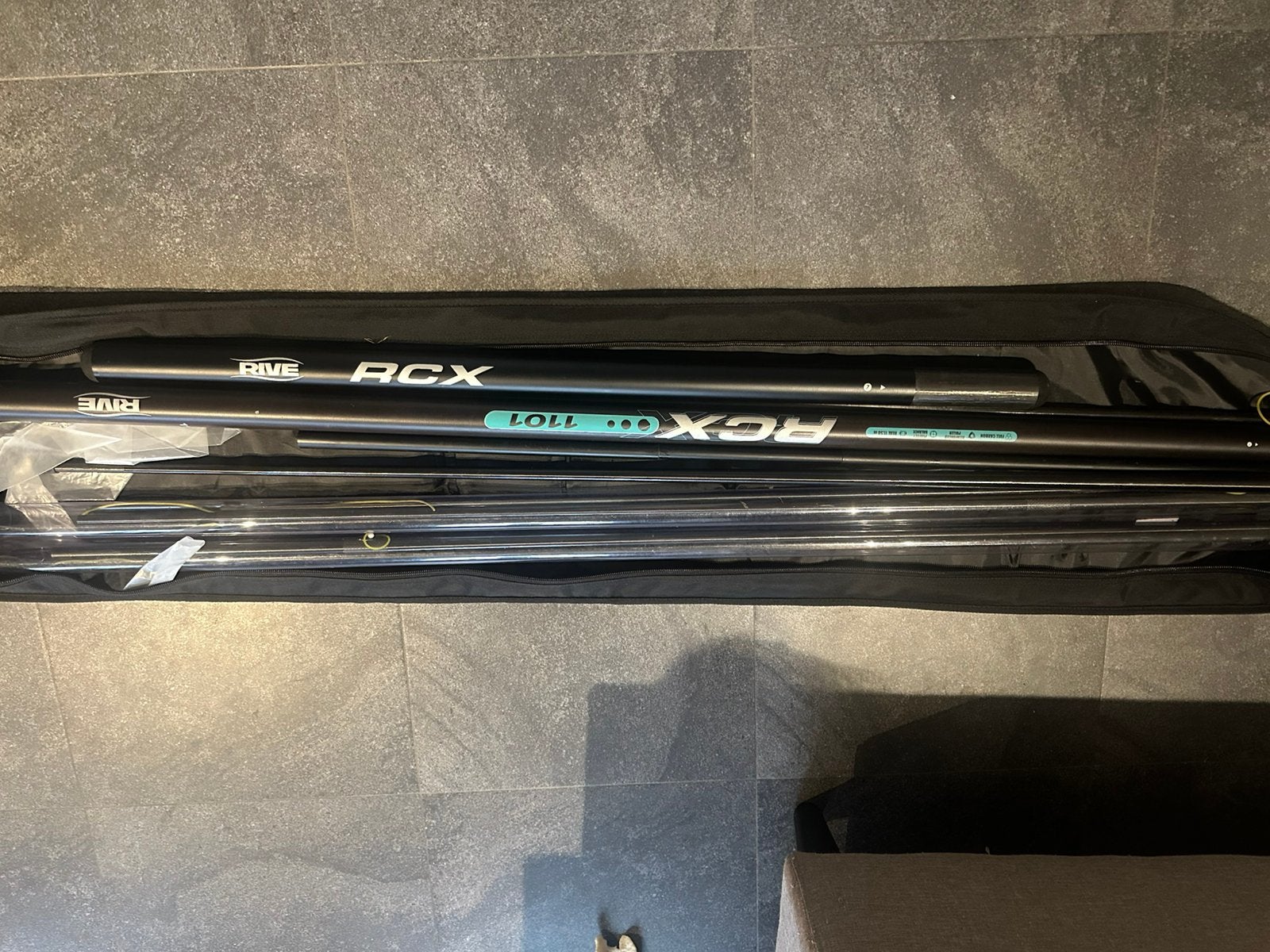 Rive RCX 1101, Enlèvement, Comme neuf