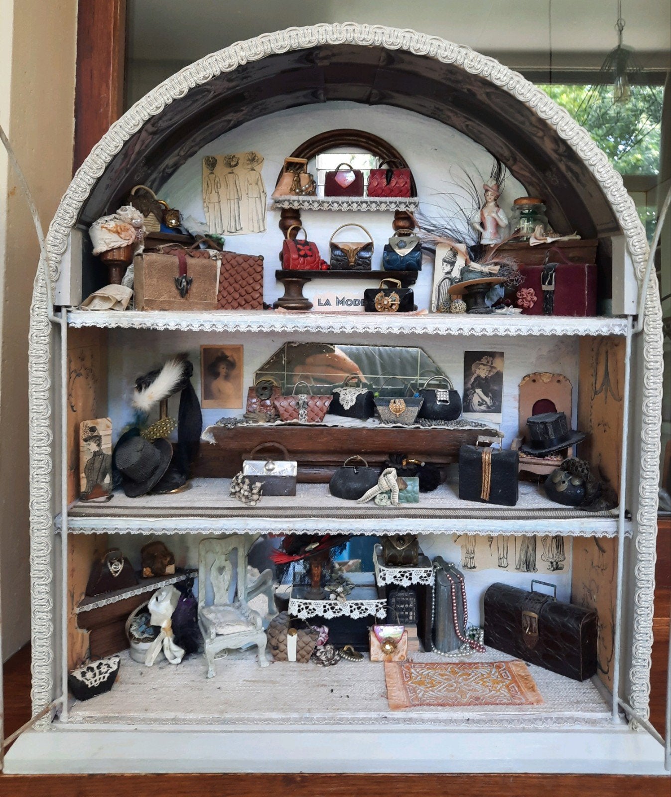 Oude charmante poppenhuiswinkel - handtassenwinkel, Ophalen of Verzenden