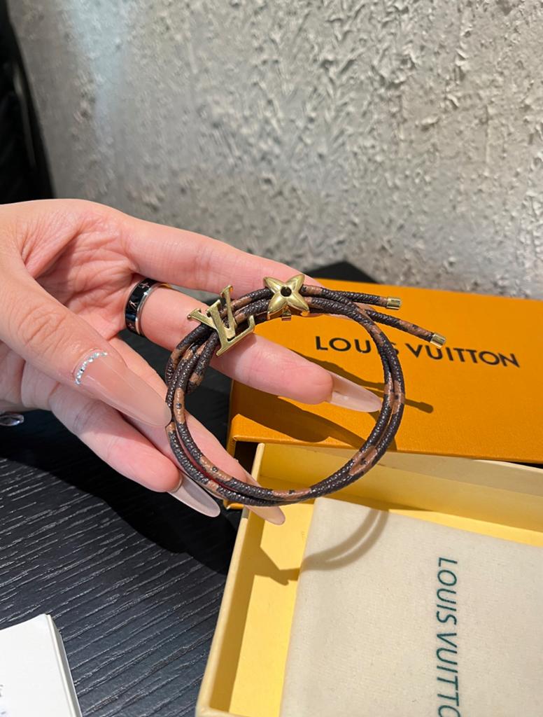 Bracelet l, Handtassen en Accessoires, Zonnebrillen en Brillen | Heren, Ophalen of Verzenden, Nieuw