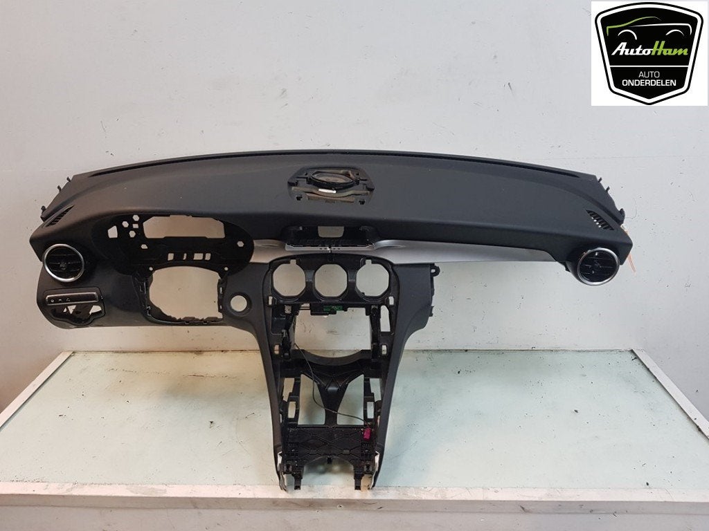 DASHBOARD Mercedes-Benz C Estate (S205) (01-2014/02-2021), Auto-onderdelen, Gebruikt, Mercedes-Benz