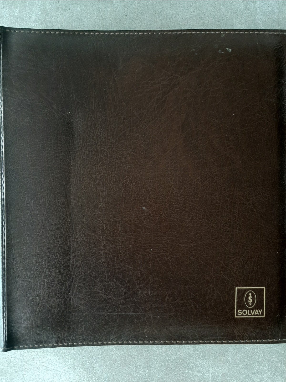 Oud fotoalbum - groot exemplaar, Audio, Tv en Foto, Fotoalbums en Accessoires, Ophalen