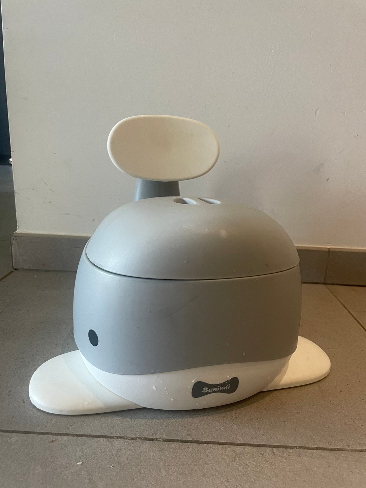 Baninni Potty Whale plaspotje, Enlèvement, Utilisé
