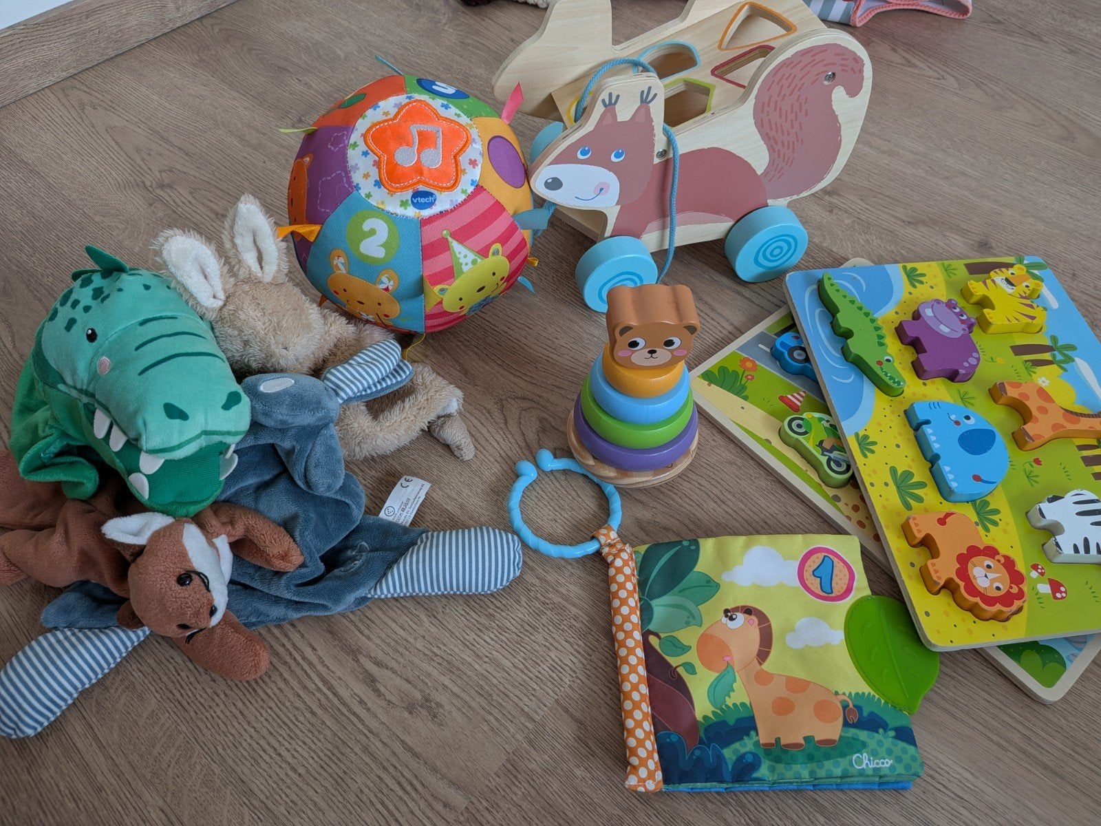Pakket babyspeelgoed, Enfants & Bébés, Jouets | Jouets de bébé, Enlèvement