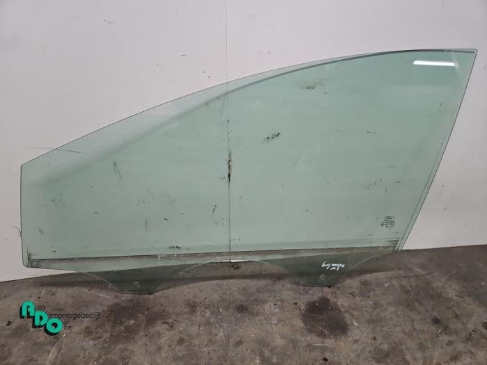 Vitre portière 4portes avant gauche d'un Ford Focus (Focus, -, 3 mois de garantie, -, -