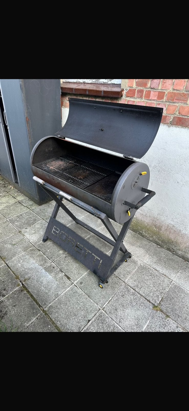 bbq boretti, Ophalen, Gebruikt