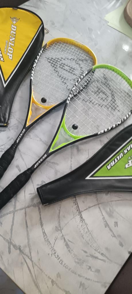 2 squash raketten, Ophalen of Verzenden, Zo goed als nieuw, Racket, Met hoes
