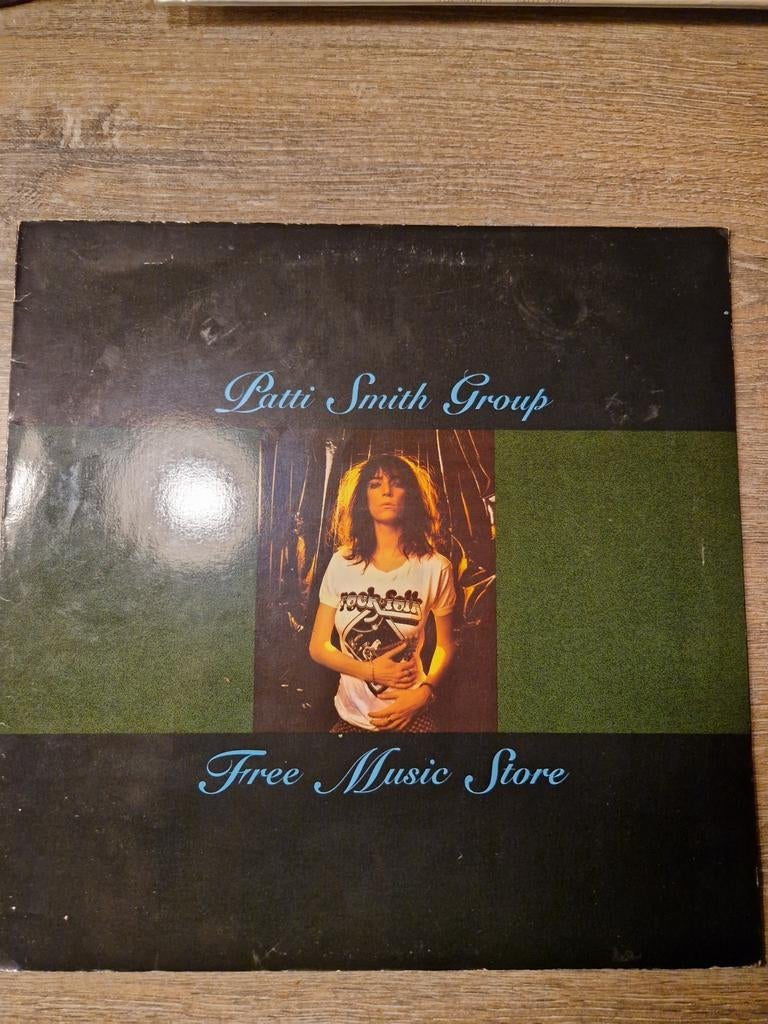 Patty Smith Live on WBAI RADIO,  New York may 28th 1975, Enlèvement ou Envoi