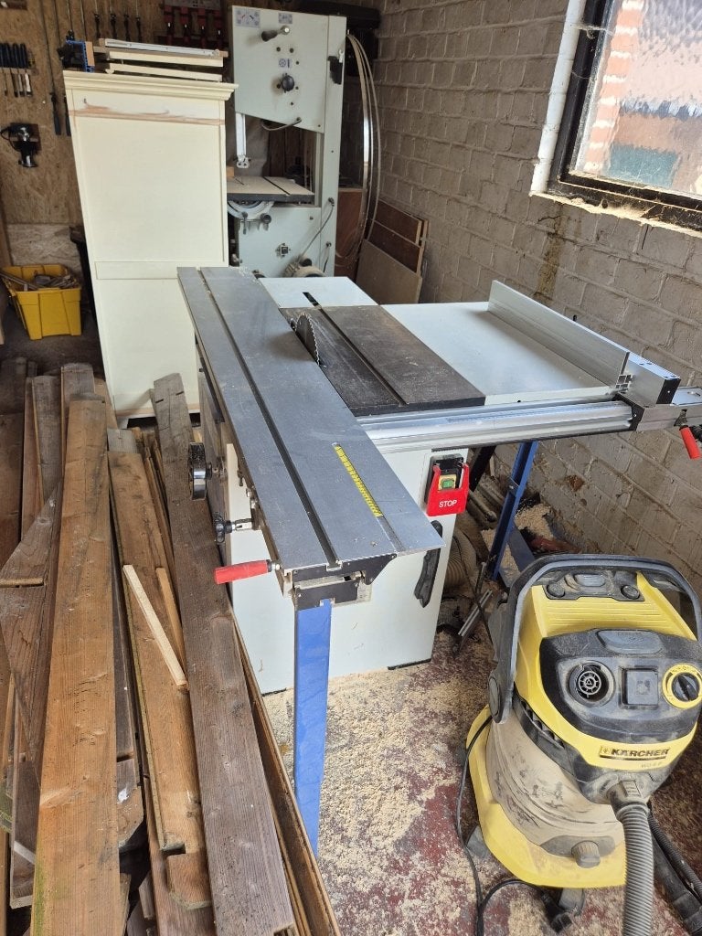 Cirkelzaag tafel, 1200 watts ou plus, 70 mm ou plus, Enlèvement, Utilisé