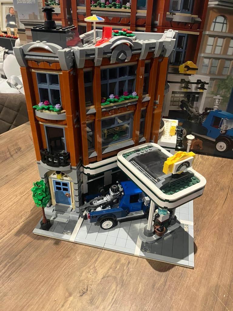 Lego 10264 corner garage, Ophalen, Zo goed als nieuw, Lego