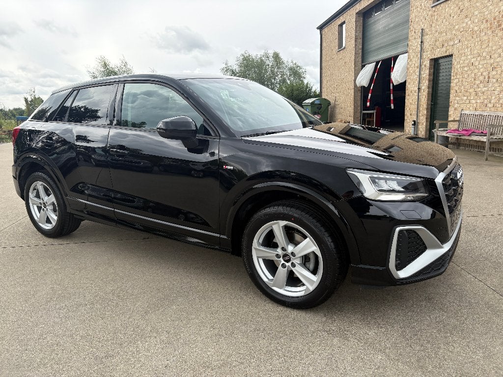 Audi Q2 1.5 TFSI Bj 2025 S-line S TRONIC/Automatique/Cuir, Autos, Audi, Cuir, Achat, Entreprise, Noir