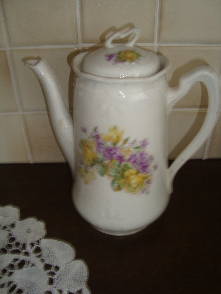 Art Nouveau koffiepot in porselein., Ophalen