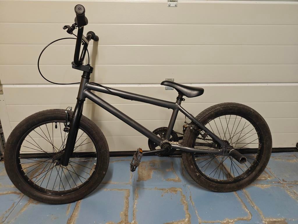 BMX WIPE 20" + PEG à l'arrière --> EN PARFAIT ETAT !!, Fietsen en Brommers
