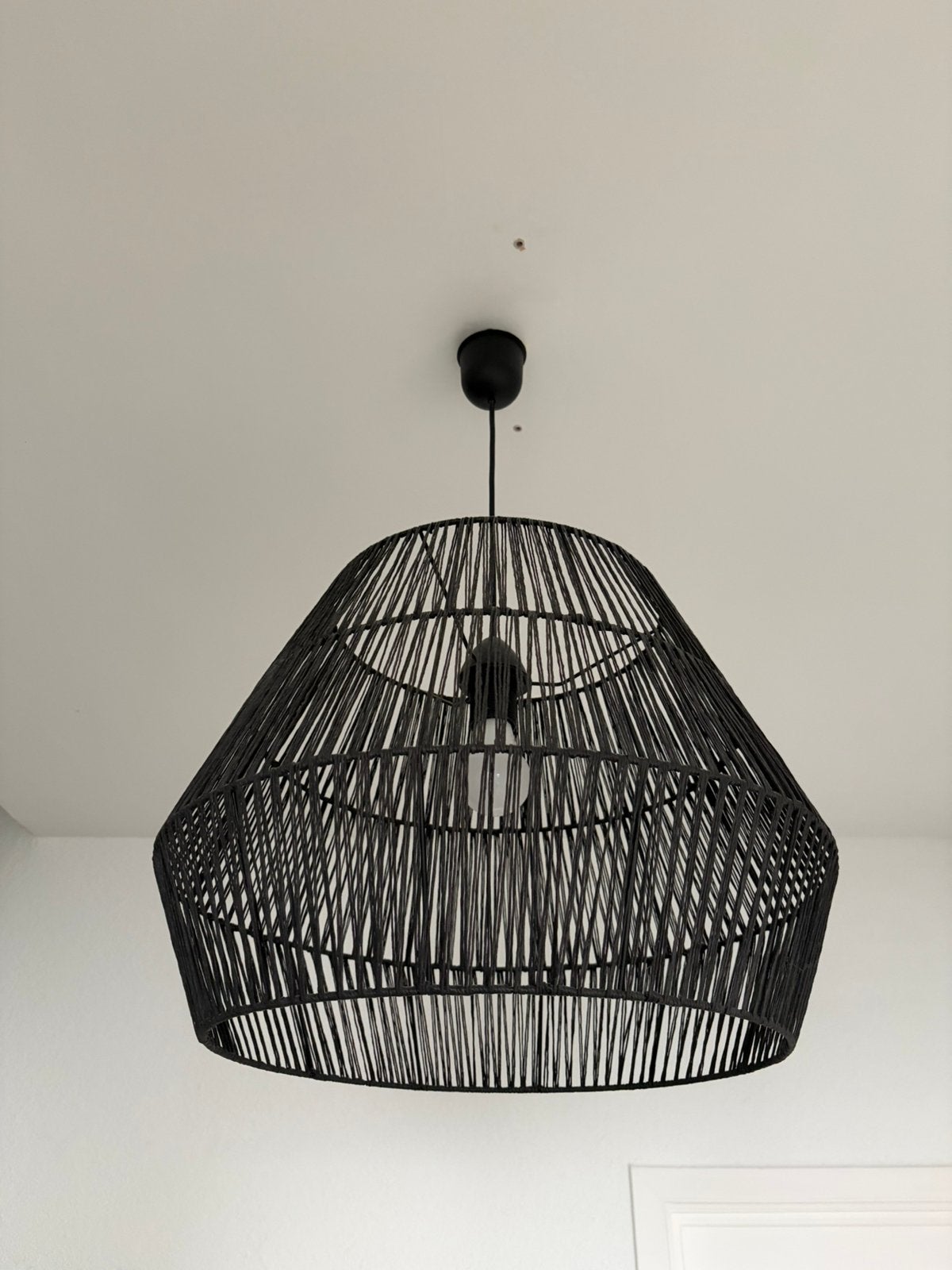 Lampes Noir, Enlèvement, Comme neuf