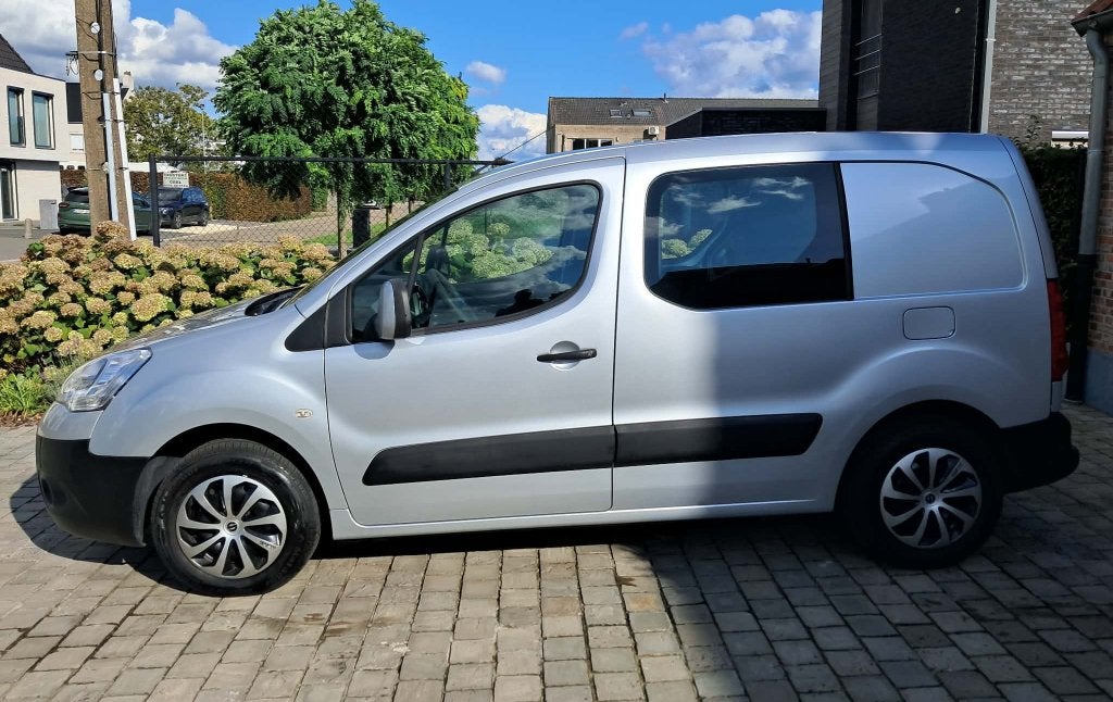 Citroen Berlingo, lichte vracht, 3 zitplaatsen, Autos, Argent ou Gris, Achat, Système audio, 3 places