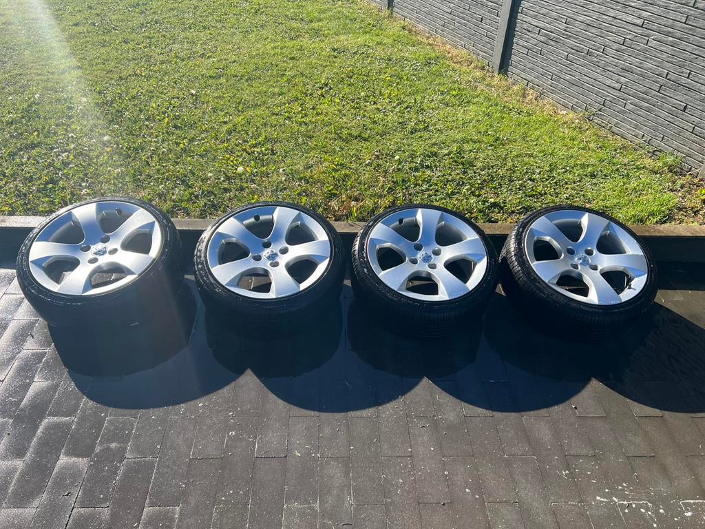 Jantes Peugeot Savara avec pneus en 205/40/17, Autos : Pièces & Accessoires, Pneus & Jantes, Enlèvement, Pneu(s)