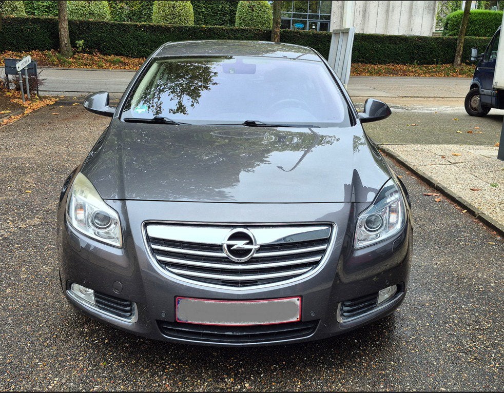 Opel Insignia 1.6Benzine Euro 5 Gekeurd vvk, Auto's, Euro 5, 5 deurs, Particulier, Xenon verlichting