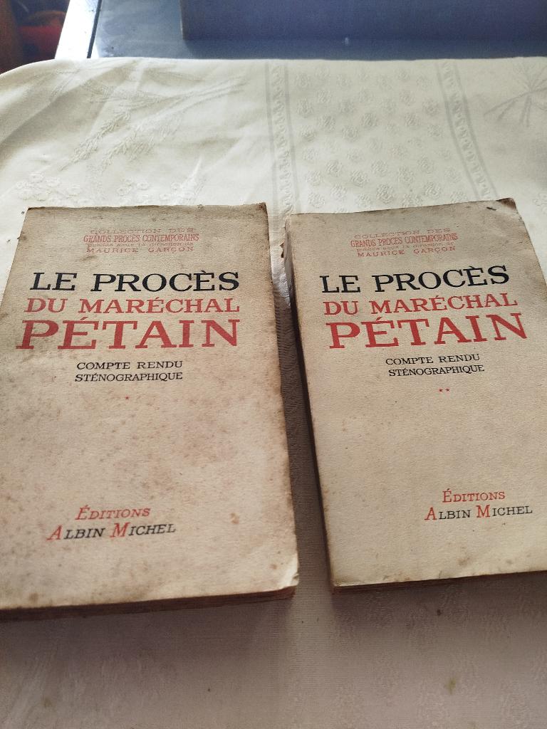 2 livres Le procès du maréchal Pétain, Ophalen of Verzenden, Overige soorten, Boek of Tijdschrift