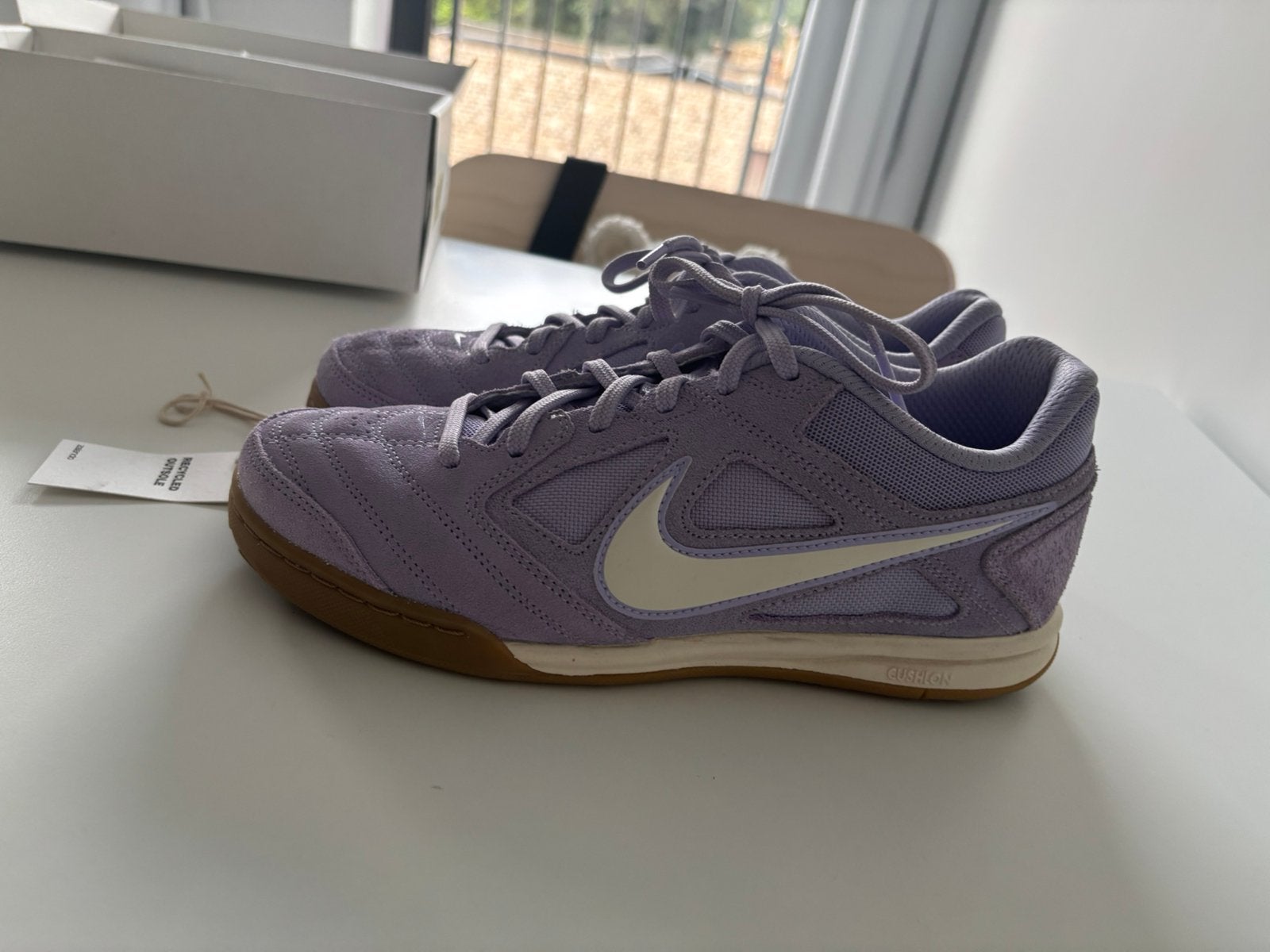 Lavandel Nike shownen nieuwe, Kleding | Dames, Schoenen, Ophalen, Zo goed als nieuw