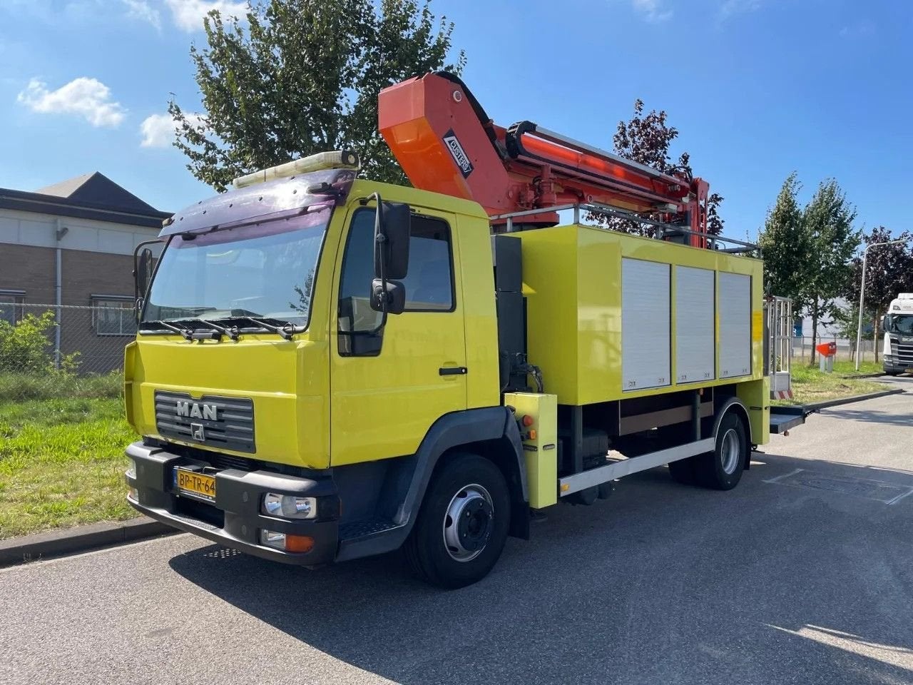 MAN L2000 12.210 CUSTER T-200- 18, MAN, Te koop, Handgeschakeld, Diesel