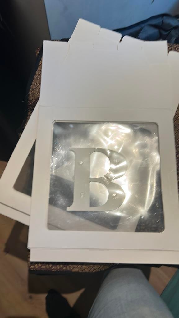 Ballonnenbox babyshower, Ophalen, Zo goed als nieuw