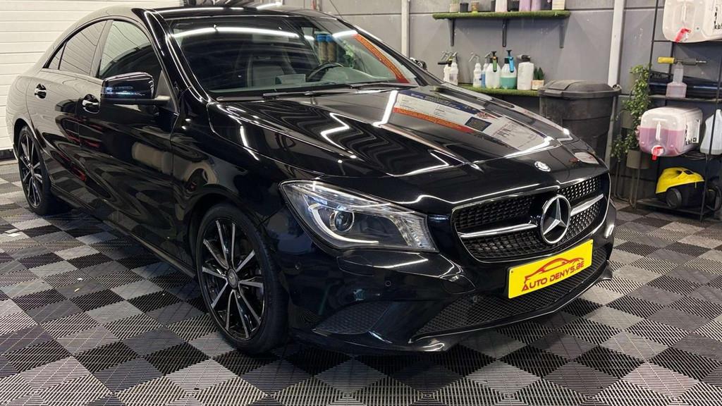 Mercedes-Benz CLA 180 AUTOMATIQUE bj. 2015 163500km Euro 5, Auto's, Automaat, https://public.car-pass.be/vhr/f1d85305-0eee-466d-813b-3d971b326d62