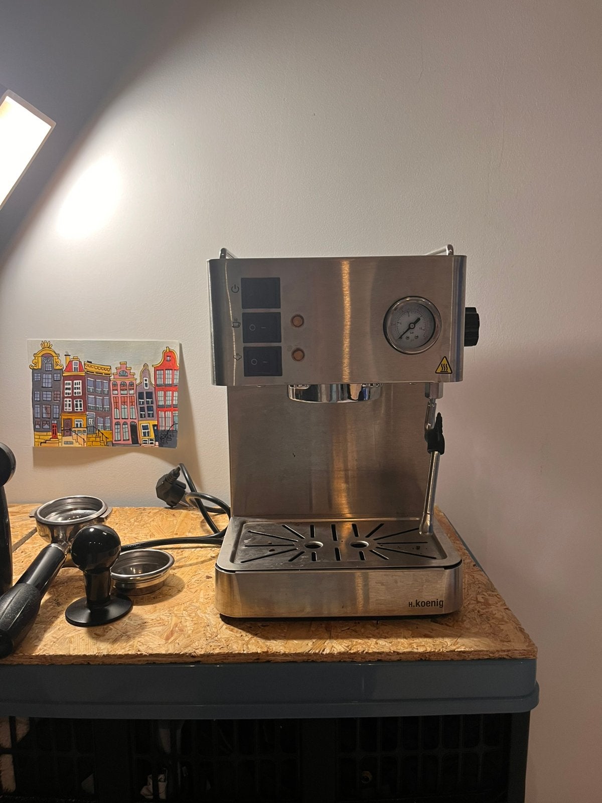 Espressomachine roestvrij staal H Koenig, Elektronische apparatuur, Ophalen, Afneembaar waterreservoir, Espresso apparaat, Gemalen koffie