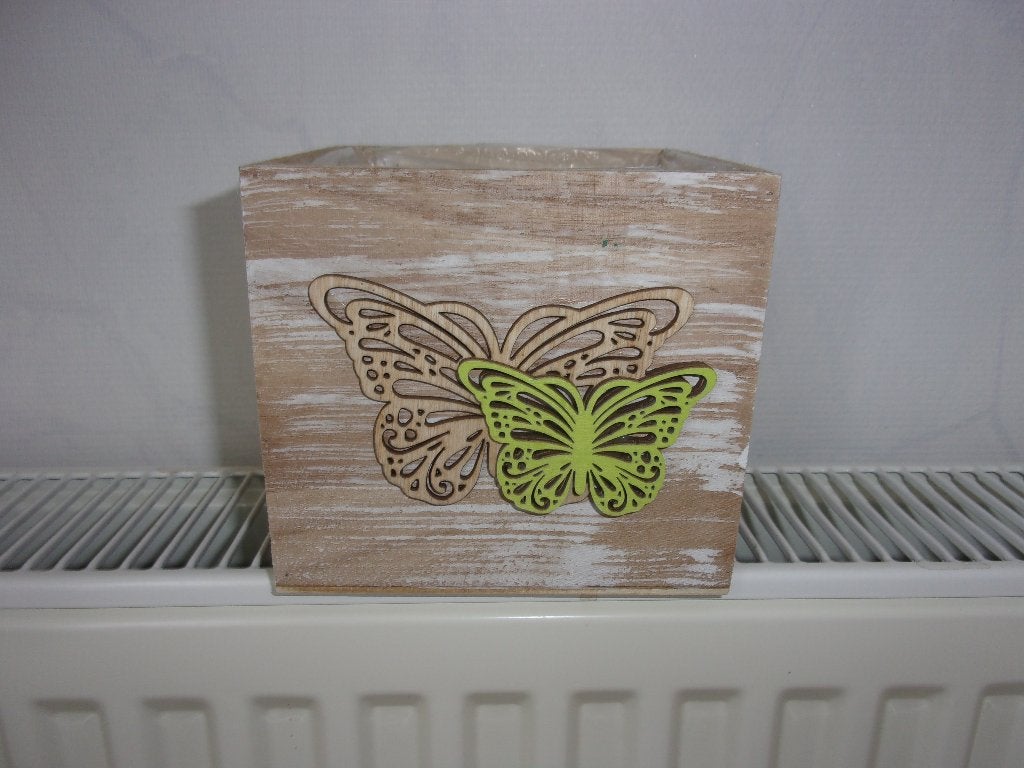 joli cache-pot en bois déco papillons, Enlèvement ou Envoi, Moins de 25 cm, Intérieur, Autres matériaux