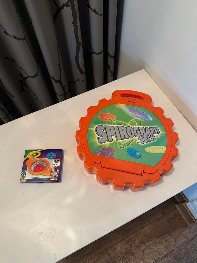 Spirograph Tech set met gratis kleine meeneemset van mc, Enlèvement ou Envoi