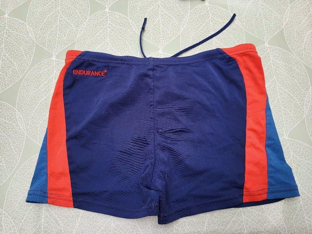 Merk Speedo : zwembroek mt 152 (zie foto's), Enfants & Bébés, Vêtements enfant | Taille 152, Garçon, Enlèvement ou Envoi, Vêtements de sport ou Maillots de bain