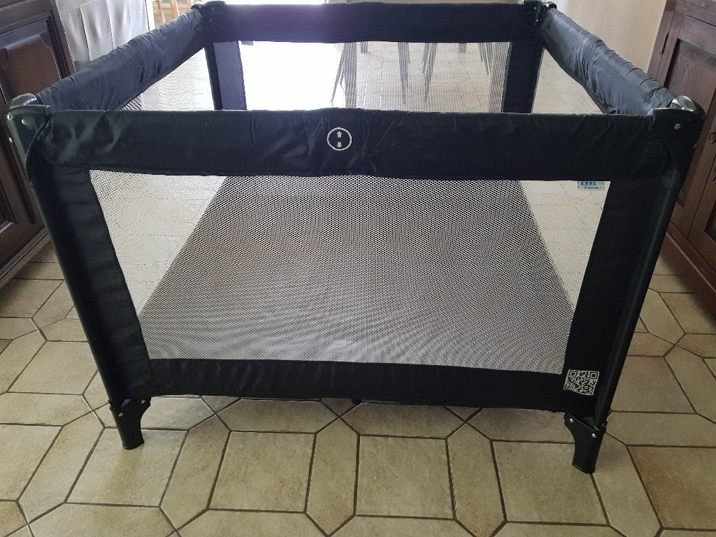 Handig 2 in 1 opvouwbaar reisbox/bed voor de baby, Enlèvement