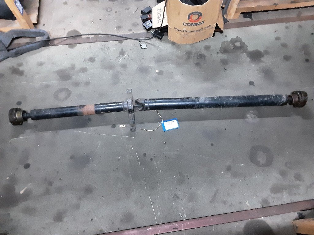 CARDANAS Audi A6 Avant (C5) (01-1997/01-2005), Gebruikt, Mevr. I. Hauben, Audi, Rue de l'Espoir 34 34
4030  GRIVEGNÉE, BE
