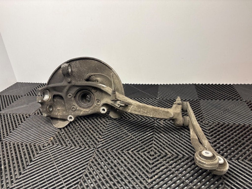 FUSEE AVANT DROITE Audi A4 Avant (B8) (|4G0407242C|), Auto-Union-Straße  1,
85057  Ingolstadt, DE, Info@audi.de, Audi, Utilisé