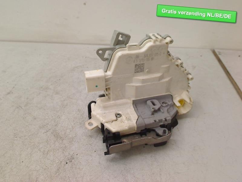 SERRURE DE PORTE GAUCHE Audi A4 Avant (B8) (8J1837015C), Autos : Pièces & Accessoires, Carrosserie & Tôlerie, Auto-Union-Straße  1,
85057  Ingolstadt, DE