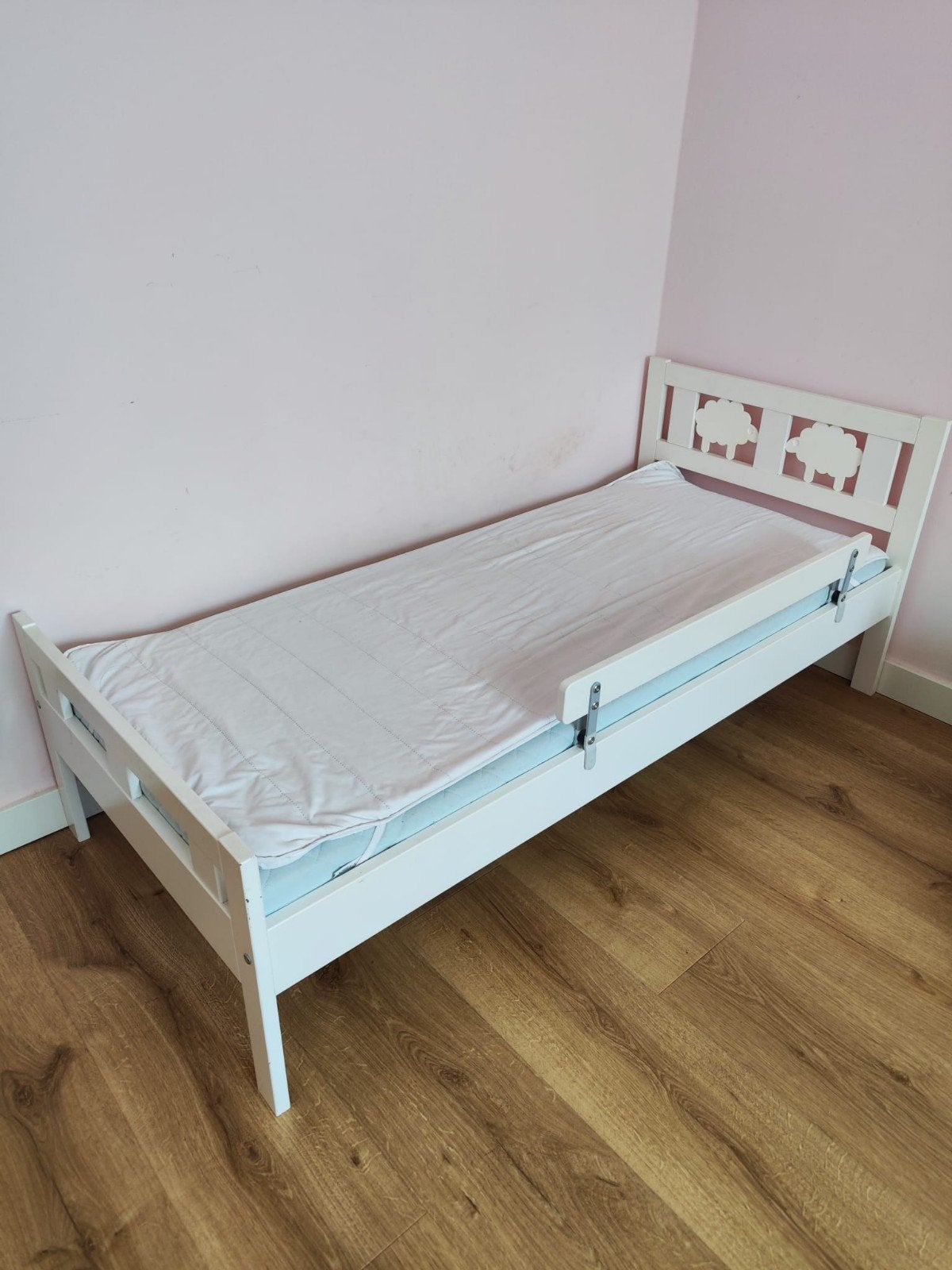 Lit pour tout-petit Ikea KRITTER avec matelas, Enlèvement, Matelas